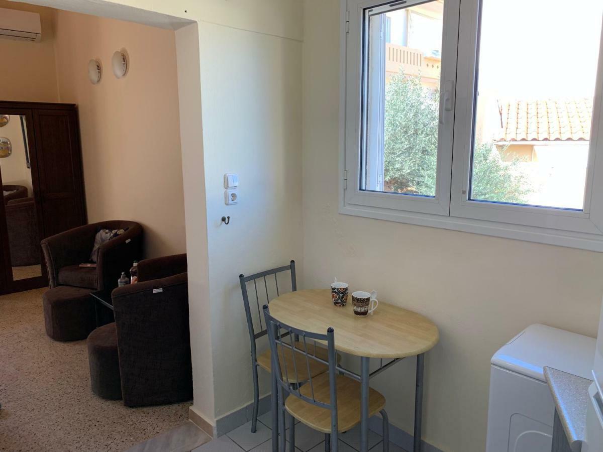 Cozy One-Bedroom Apartment In Halepa, Chania 하니아 외부 사진